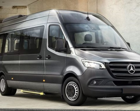 Servis Aracı Kiralamada Güvenlik ve Konfor: 10 Yılı Aşkın Tecrübemizle Hizmetinizdeyiz