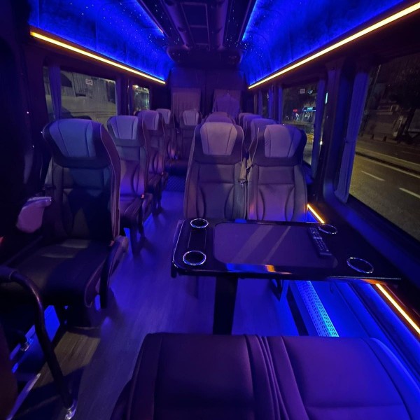 Düğün Servisi Kirala - Özel Günler için Servis, Minibüs, Otobüs Kiralama