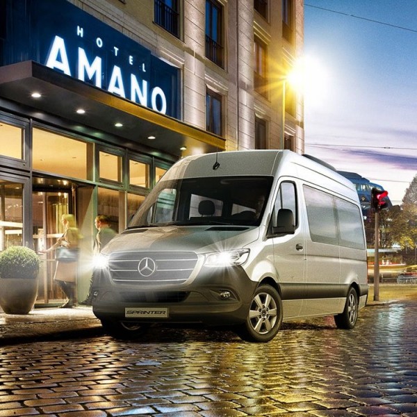 YOLCU TAŞIMACILIĞINDA ÖNCÜYÜZ