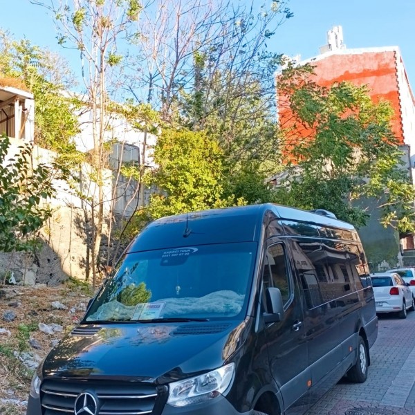 Düğün Servisi Kirala - Özel Günler için Servis, Minibüs, Otobüs Kiralama