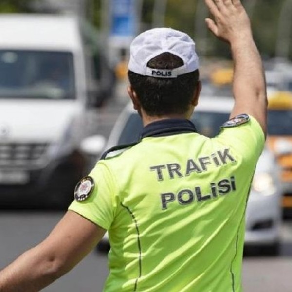 YOLCULARIMIZIN GÜVENLİ TAŞIMACILIK İÇİN SİZLERİ BEKLİYORUZ